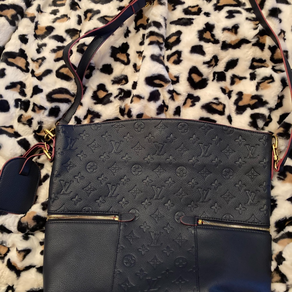 COPY - Louis Vuitton Melie